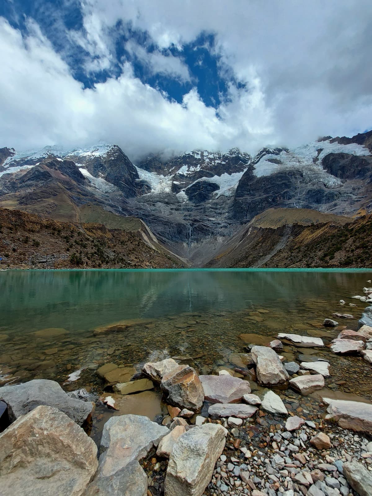 Humantay · Laguna turquesa al pie del Salkantay.